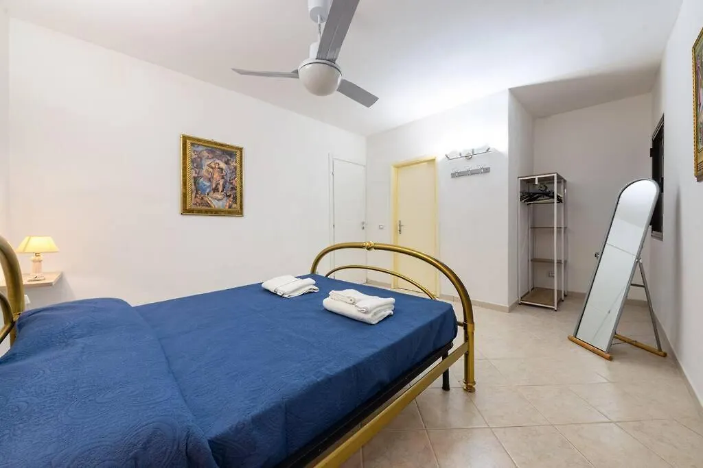 Is Traias Home Holidays Villasimius İtalya